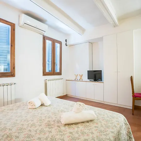Super Apartment *