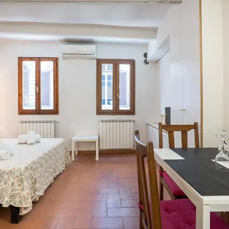 Apartment Super
